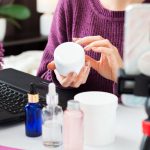 Cele mai bune soluții pentru organizarea produselor cosmetice